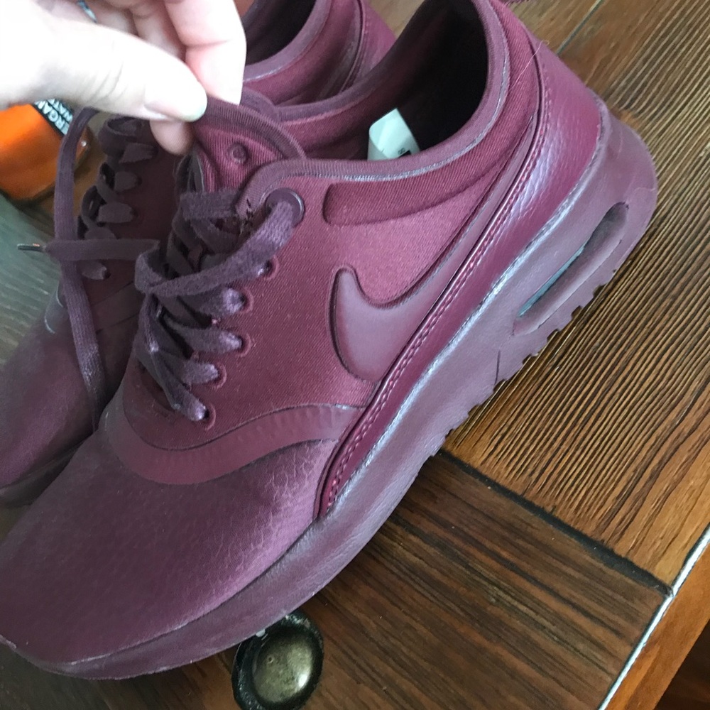 Nike Thea air max SZ 6.5